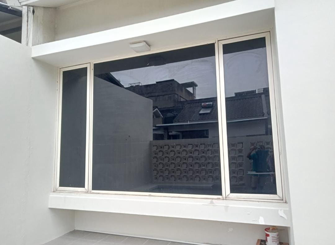 kaca film gedung rumah kantor